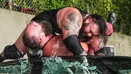 Плейлист: Драки по всей арене