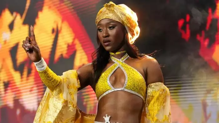 Квин Амината впервые за пять месяцев вернулась на ринг после травмы; AEW устроили хаос в Канаде и другое