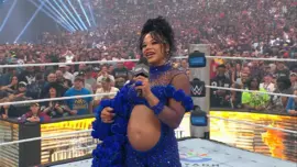 Бьянка Белэйр на WrestleMania 42 объявила о беременности