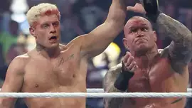 «Один из величайших матчей» — Рик Флэр высказался о мейн-иве...