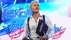 WWE переиграли ситуацию с подписанием контракта на Clash in ...
