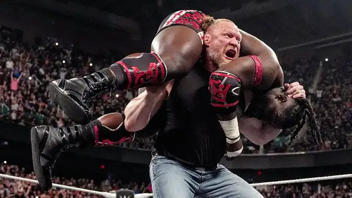 Брок Леснар фаворит рематча против Оба Феми; WWE обсуждают появление на Clash in Italy 2026