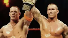 Бывший рестлер WWE считает, что его уволили по инициативе Рэ...