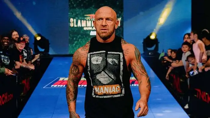 Эрик Янг уволен из TNA, WWE проявляют к нему интерес