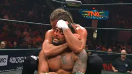 Чем закончился матч за мировое чемпионство TNA на Slammivers...