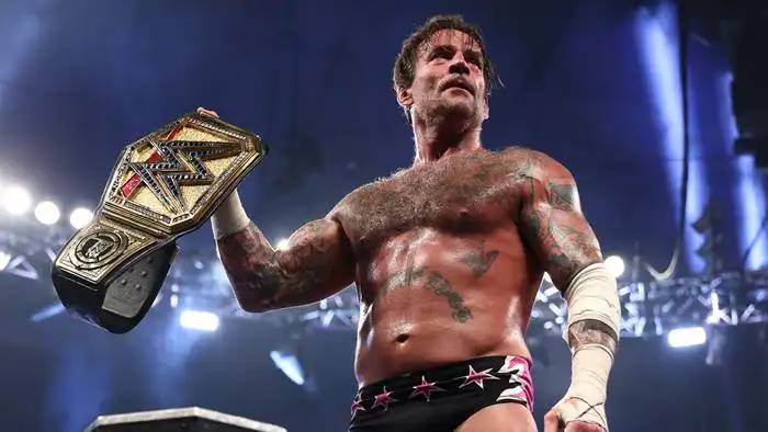 Планы для СМ Панка на SummerSlam после выигрыша неоспоримого чемпионства WWE