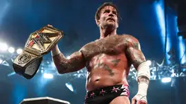 Винс Руссо раскритиковал WWE после титульной победы СМ Панка...