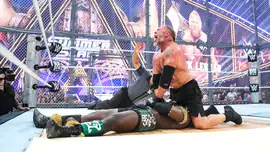 Почему Леснар провел матч в мэйн-ивенте SummerSlam; Трипл Эй...