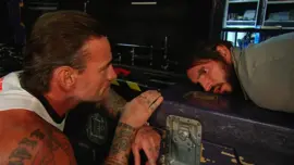 СМ Панк провёл защиту неоспоримого чемпионства WWE на SmackD...