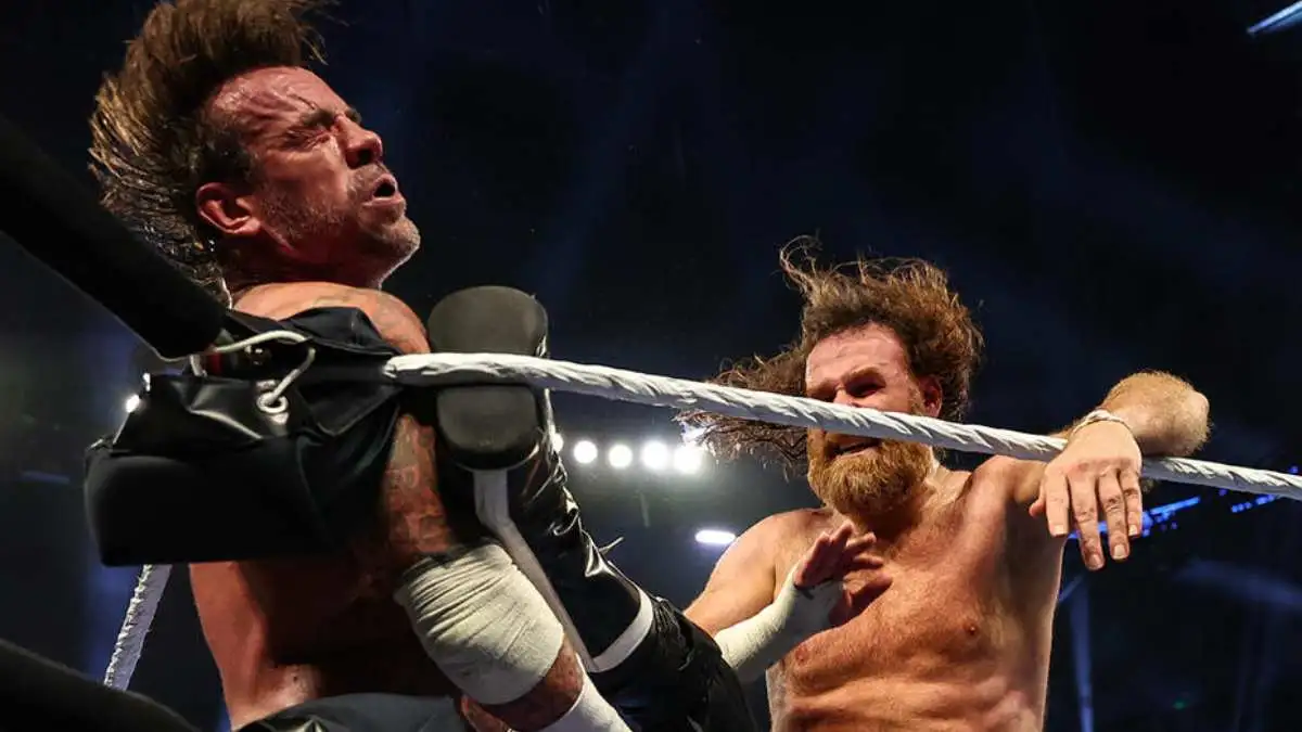 СМ Панк высказался после поражения Сэми Зейну в матче за мировой титул WWE