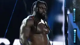 WWE уволили Киану Карвера после получения судебного запрета ...