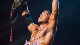Чед Гейбл защищал Интерконтинентальное чемпионство на Raw в ...