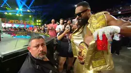 Сотрудник офиса шерифа округа Кук подал иск против WWE и Мон...