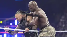 Р-Труф травмировался на SmackDown; Алекса Блисс и Тэйтум Пак...