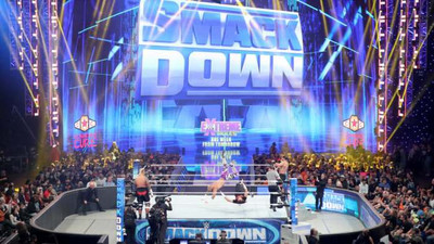 Продюсеры матчей SmackDown, закулисные заметки шоу
