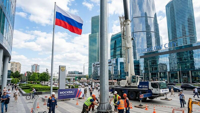 От площади до бизнес-центра: где и как устанавливают флаговые конструкции