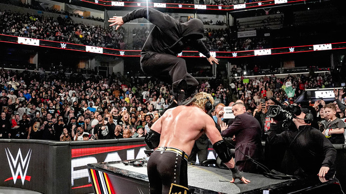 Результаты WWE Monday Night Raw 16.02.2026