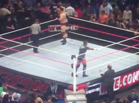 Sheamus vs. CM Punk (тёмный матч после эфира, raw 24.09.2012)