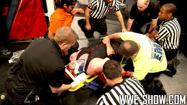 Кейн получил травму на прошедшем RAW