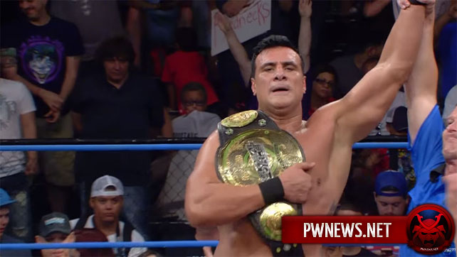 СРОЧНО: GFW сняли с Альберто эль Патрона титул чемпиона