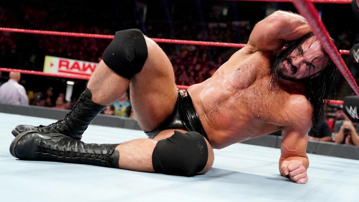 Почему WWE отошли от продвижения Дрю МакИнтайра?