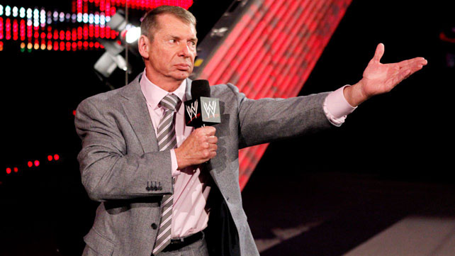 Закулисные спекуляции, по какой причине Винс МакМэн возвращается на следующее Raw