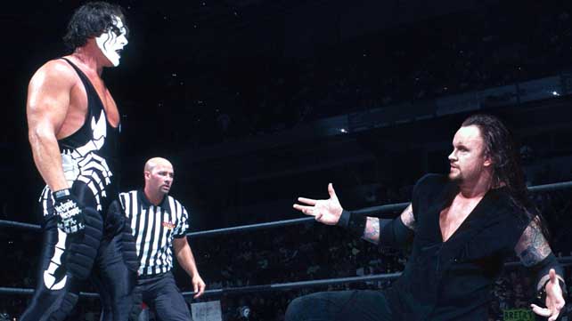 WWE дразнят фанатов противостоянием Гробовщика против Стинга и обещают сделать какой-то анонс